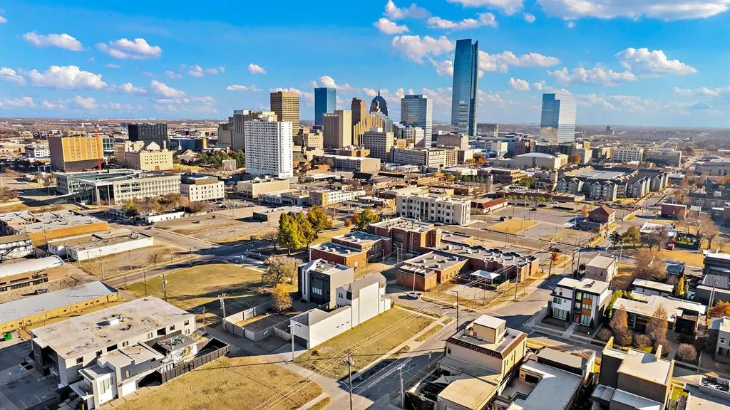 Photo 16 — 531 NW 7th Street, Oklahoma City, OK 73102