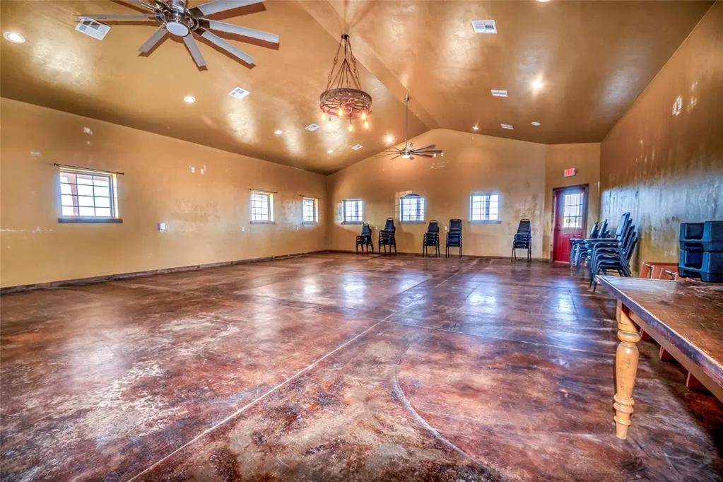 Photo 6 — 1401 N Broadway, Davenport, OK 74026