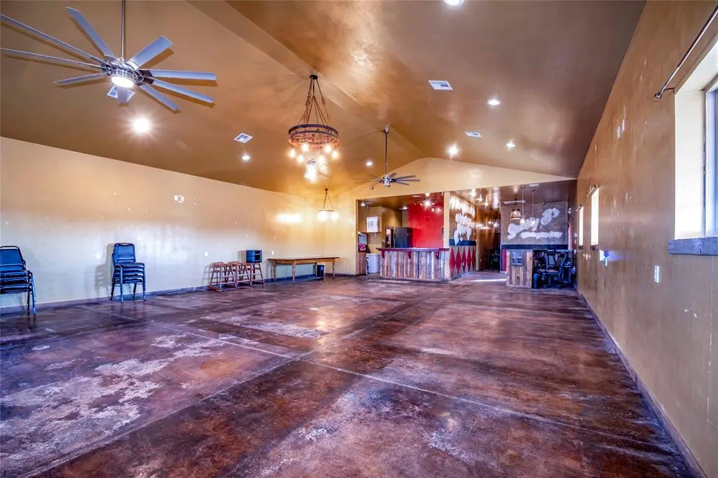 Photo 8 — 1401 N Broadway, Davenport, OK 74026