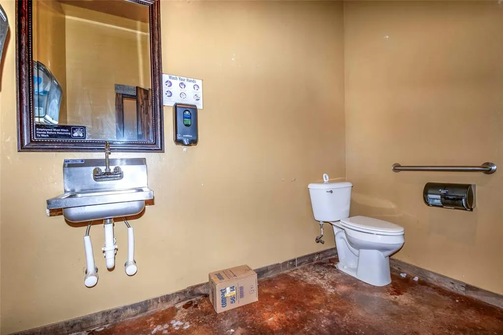 Photo 21 — 1401 N Broadway, Davenport, OK 74026
