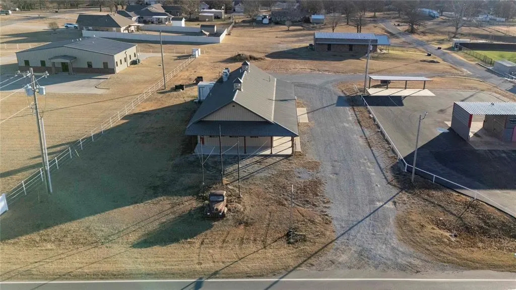 Photo 24 — 1401 N Broadway, Davenport, OK 74026