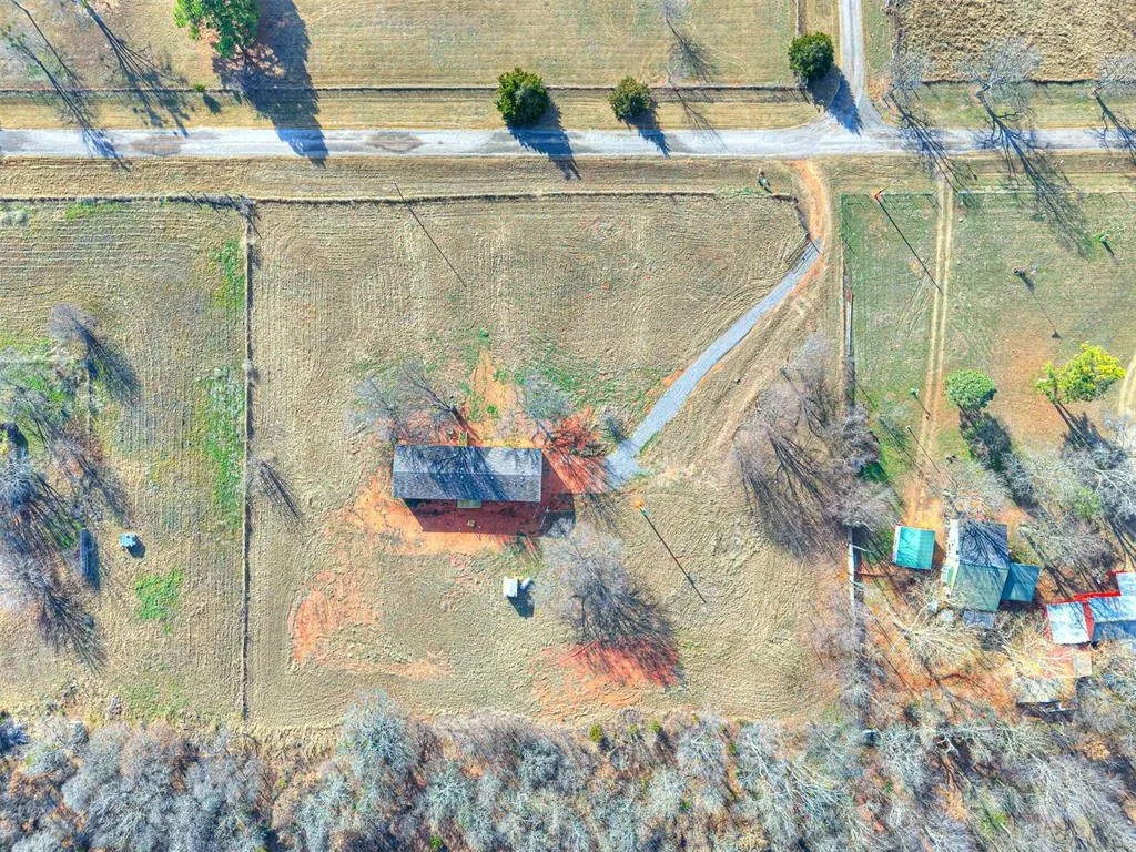 Photo 6 — 10621 208th Street, Blanchard, OK 73010