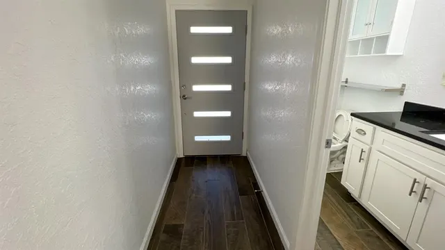 Photo 5 — 8401 Azurewood Drive, Oklahoma City, OK 73135
