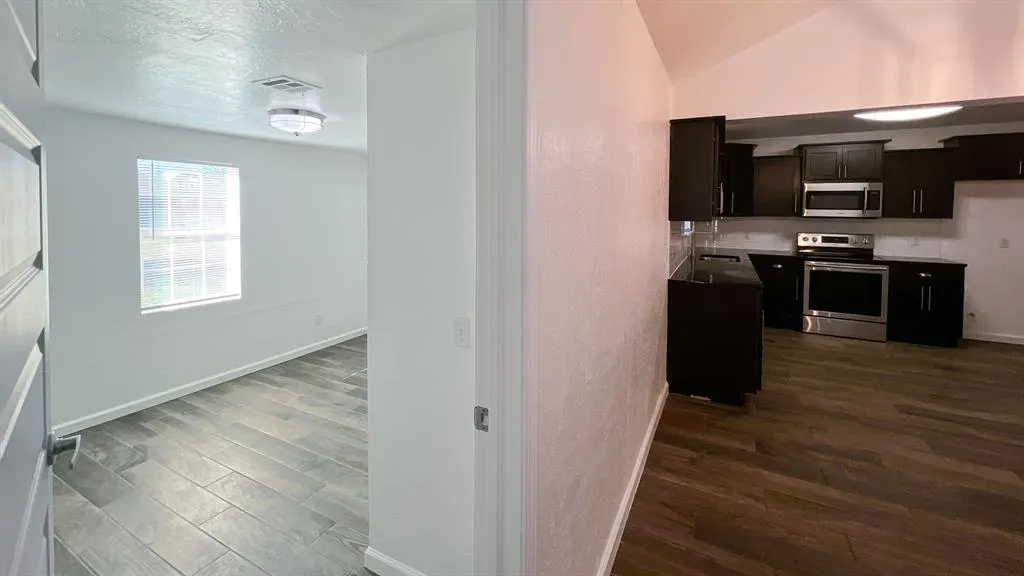 Photo 18 — 8401 Azurewood Drive, Oklahoma City, OK 73135