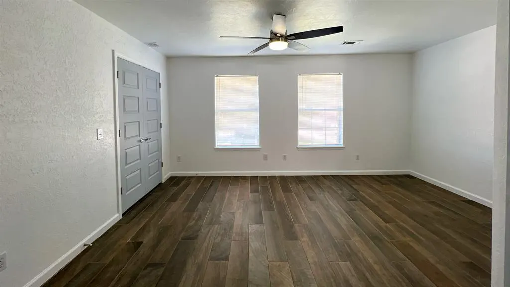 Photo 21 — 8401 Azurewood Drive, Oklahoma City, OK 73135