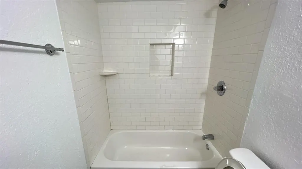 Photo 24 — 8401 Azurewood Drive, Oklahoma City, OK 73135