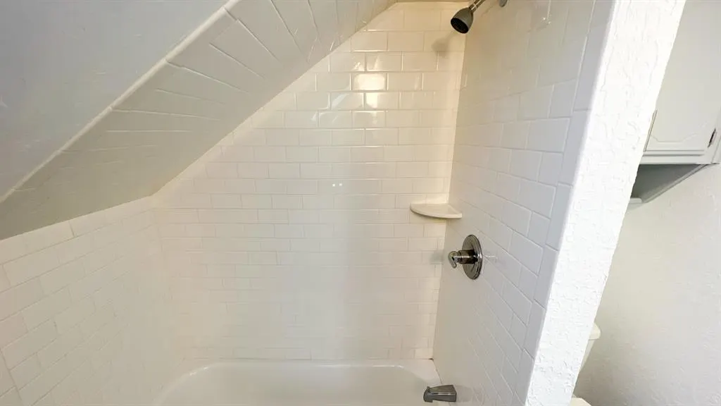 Photo 28 — 8401 Azurewood Drive, Oklahoma City, OK 73135