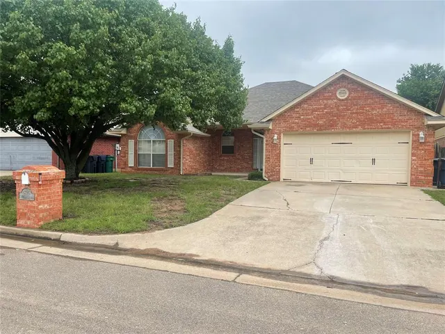 Front exterior — 5725 SE 86th Street, Oklahoma City, OK 73135