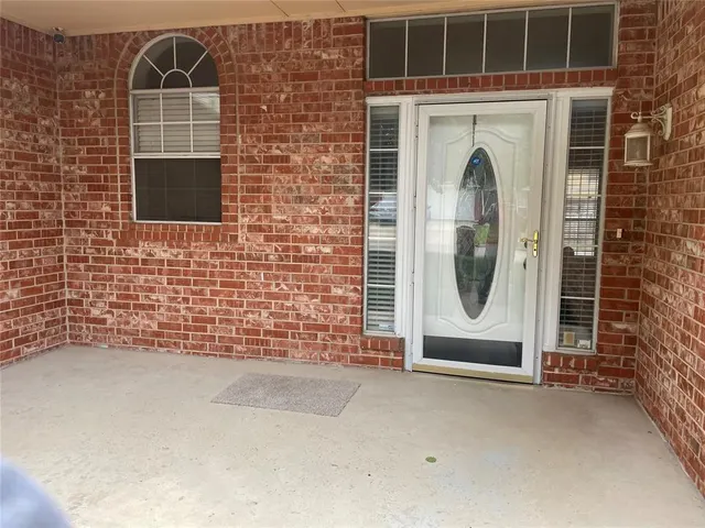Photo 2 — 5725 SE 86th Street, Oklahoma City, OK 73135
