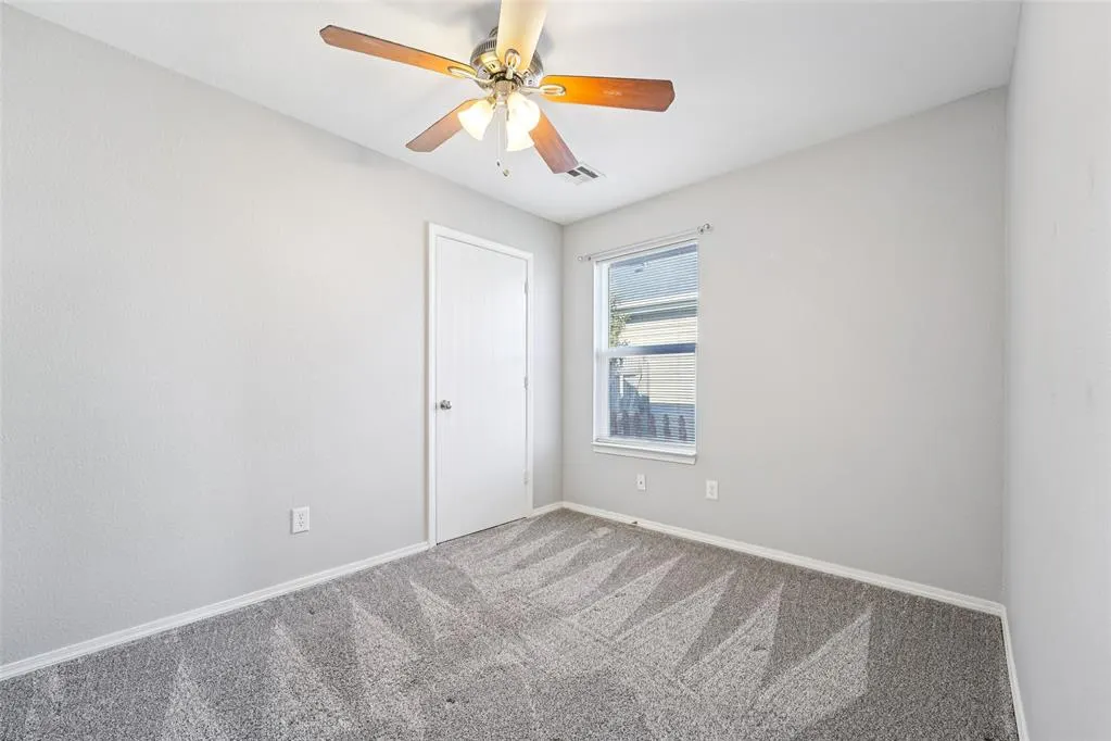 Photo 17 — 9412 Checkerbloom Drive, Oklahoma City, OK 73165