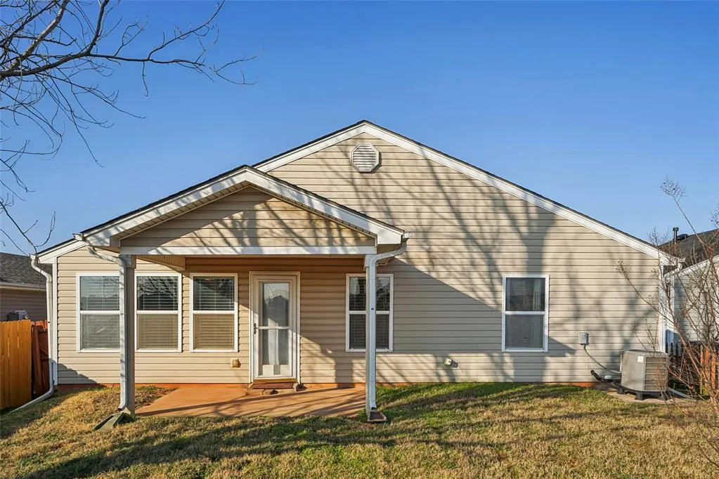 Photo 20 — 9412 Checkerbloom Drive, Oklahoma City, OK 73165