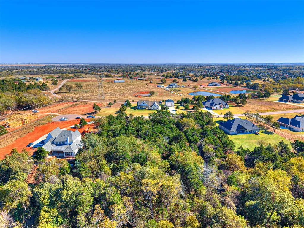 Photo 3 — 10025 Jaeman Way, Oklahoma City, OK 73173
