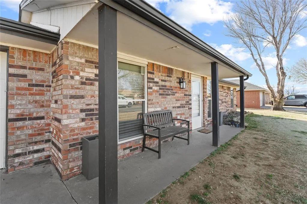 Photo 3 — 1312 Quail Avenue, Weatherford, OK 73096