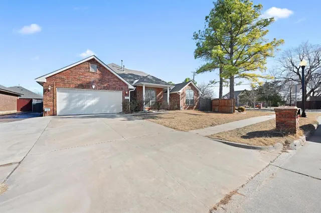 Photo 2 — 1313 Melisa Drive, Norman, OK 73071