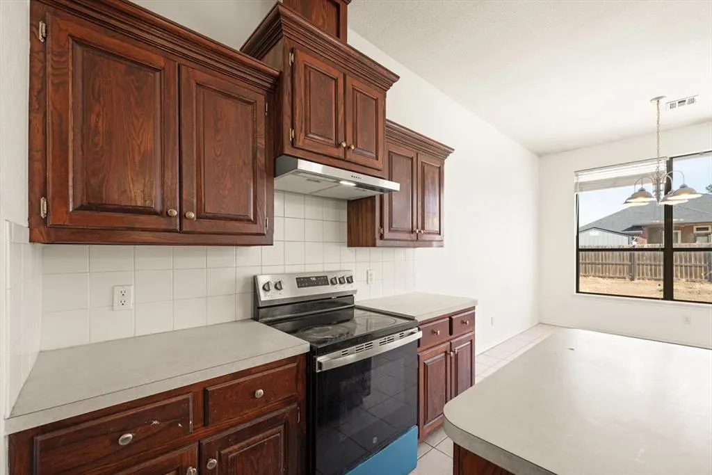 Photo 9 — 1313 Melisa Drive, Norman, OK 73071