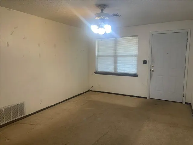 Photo 2 — 5016 S By Pass Terrace, Oklahoma City, OK 73119