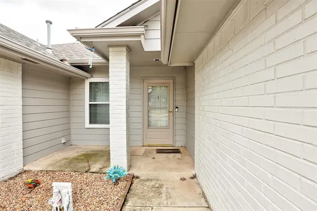 Photo 3 — 3124 SW 121st Street, Oklahoma City, OK 73170