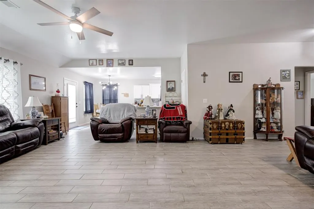 Photo 9 — 3124 SW 121st Street, Oklahoma City, OK 73170