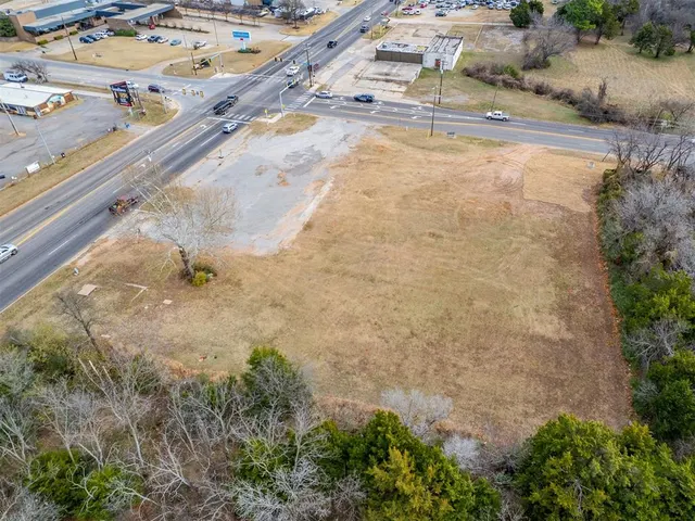 Photo 5 — NE 23rd Street, Midwest City, OK 73141