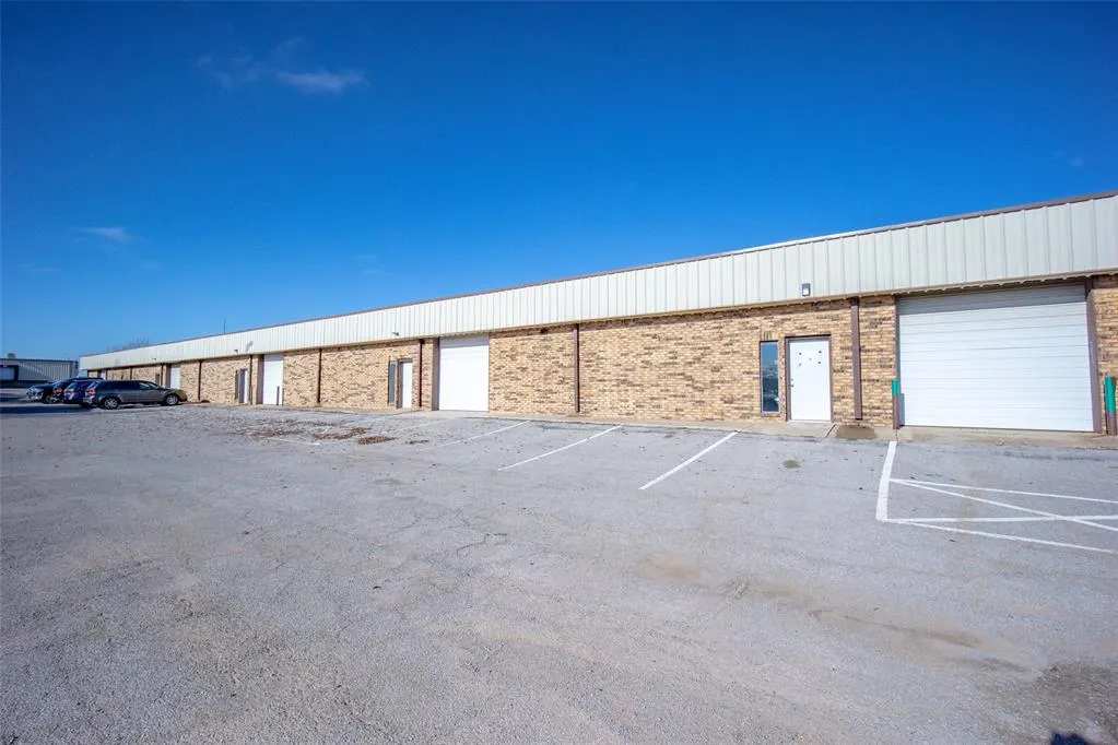 Front exterior — 1809 Atchison Drive D, Norman, OK 73069
