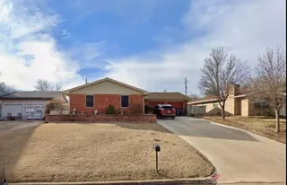 Sold home at 5624 NW Eisenhower Drive