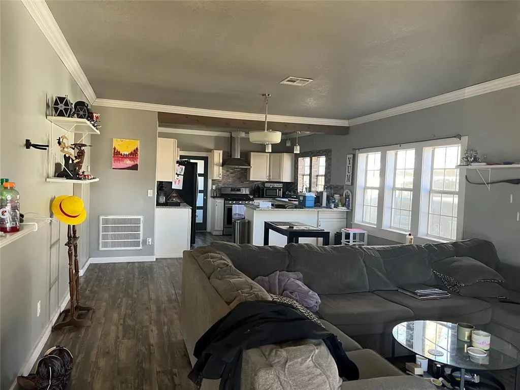 Photo 5 — 223 S 7th Street, Okemah, OK 74859
