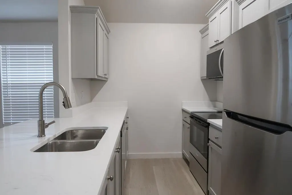 Photo 5 — 2122 SW Charles Whitlow Avenue, Lawton, OK 73501