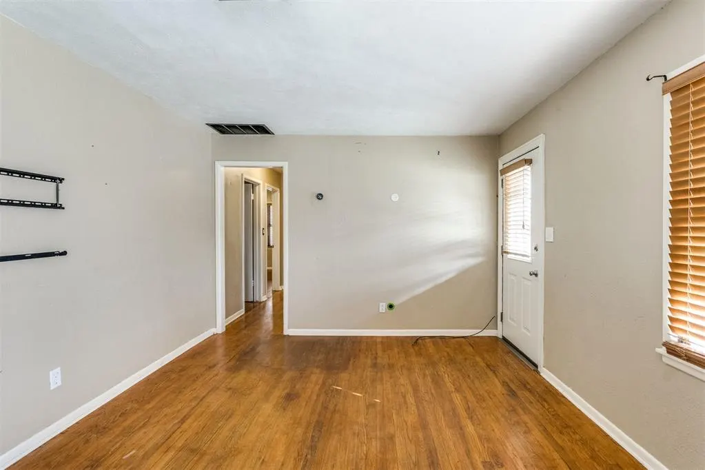 Photo 9 — 4529 NW 33rd Street, Oklahoma City, OK 73122