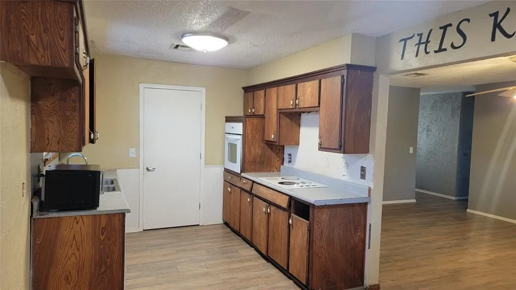 Photo 6 — 9417 Spring Road, Newalla, OK 74857