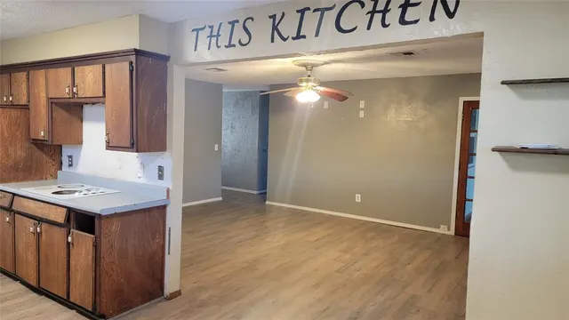 Photo 7 — 9417 Spring Road, Newalla, OK 74857