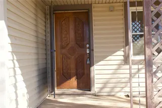 Sold home at 419 N Elma Avenue