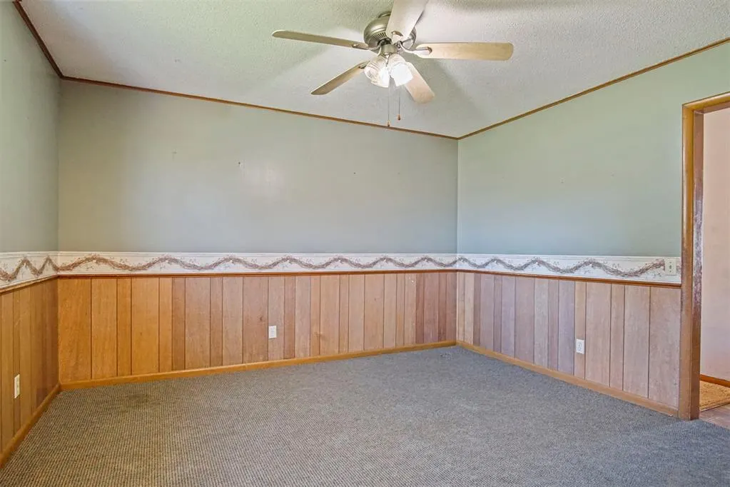 Photo 14 — 419 N Elma Avenue, Okeene, OK 73763
