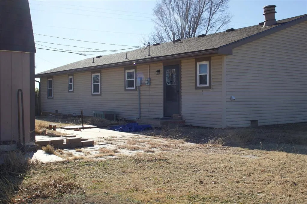 Photo 34 — 419 N Elma Avenue, Okeene, OK 73763
