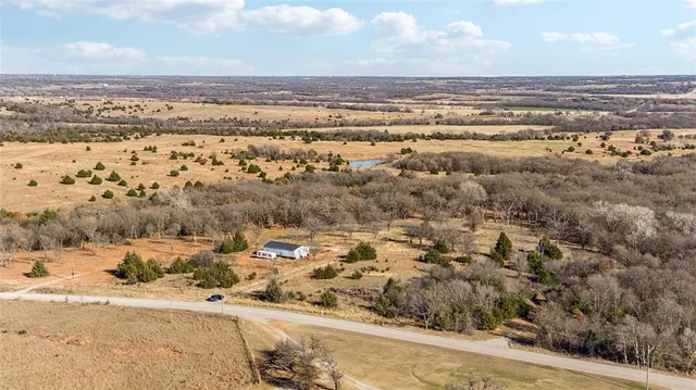 Photo 2 — 2605 County Street 2930, Blanchard, OK 73010