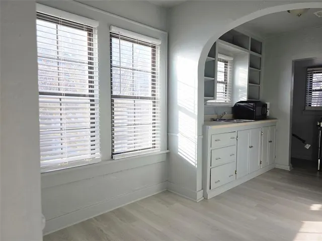Photo 2 — 1725 NW 18th Street C, Oklahoma City, OK 73106