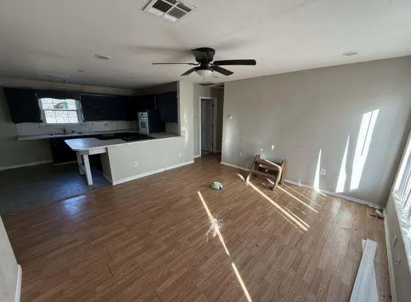 Photo 8 — 8319 NE 10th Street, Midwest City, OK 73110