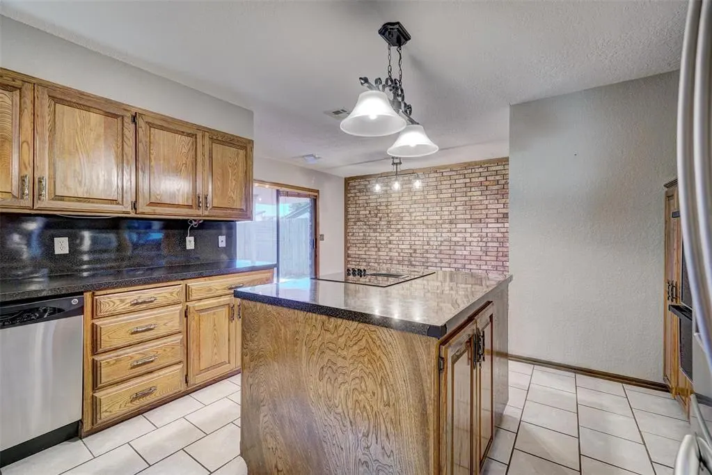 Photo 10 — Address unavailable, Oklahoma City, OK 73139
