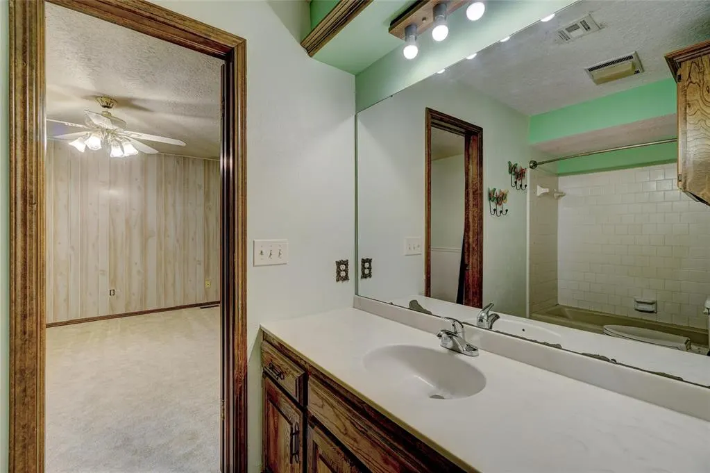 Photo 26 — Address unavailable, Oklahoma City, OK 73139
