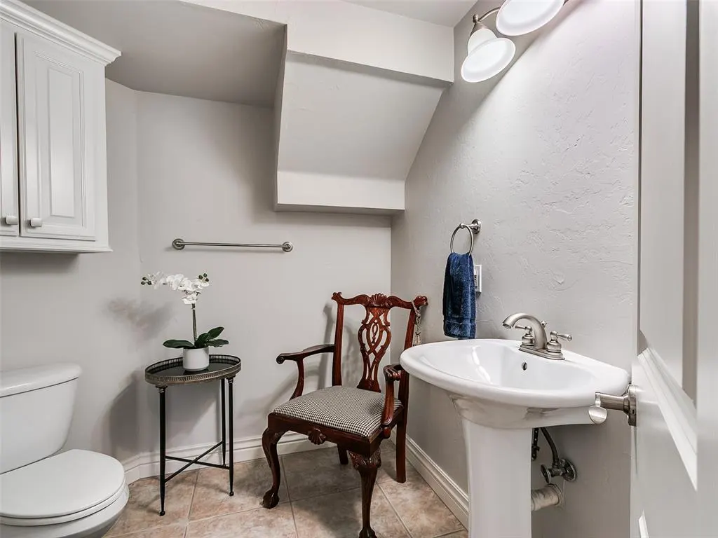 Photo 38 — 2701 Century Drive, Edmond, OK 73013
