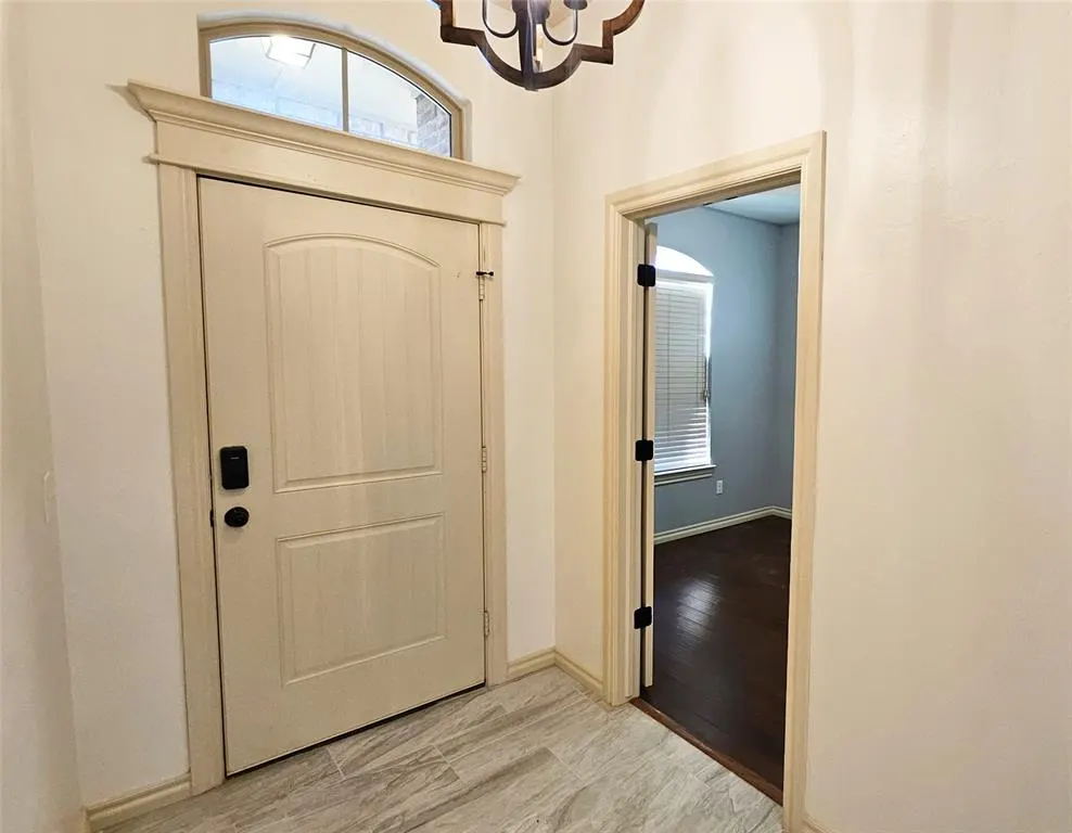 Photo 4 — 1801 Savannah Lane, Edmond, OK 73003
