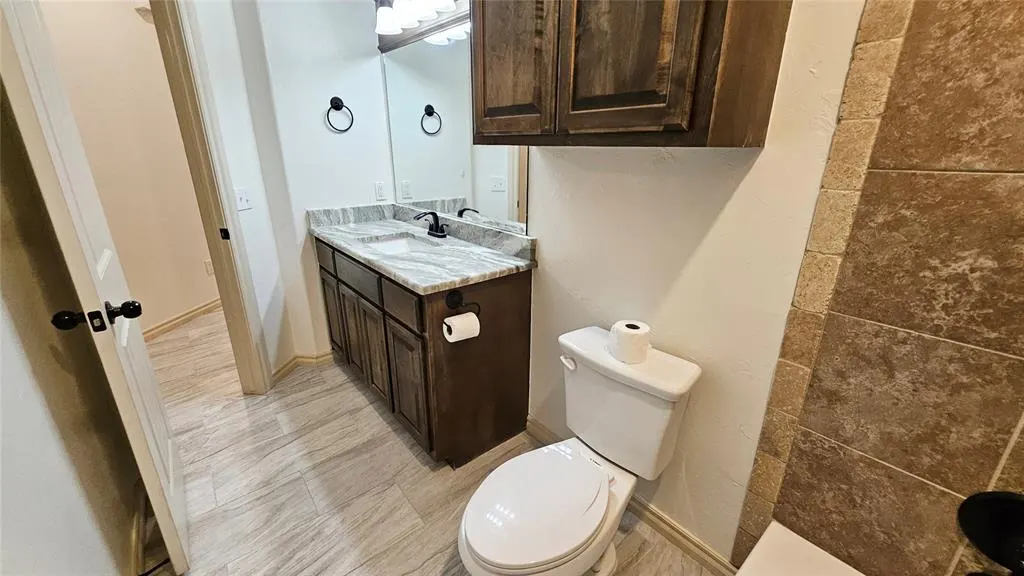 Photo 32 — 1801 Savannah Lane, Edmond, OK 73003