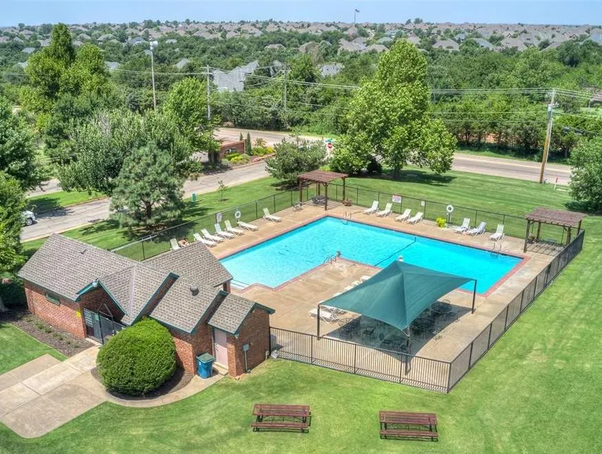 Photo 34 — 541 Wildmeadow Drive, Edmond, OK 73003