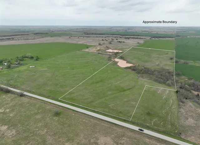 Photo 2 — 662 County Road 1250, Pocasset, OK 73079