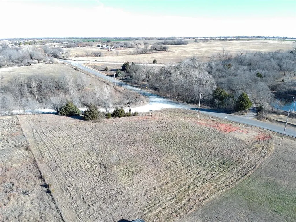 Photo 2 — 1697 CR 1230, Tuttle, OK 73089