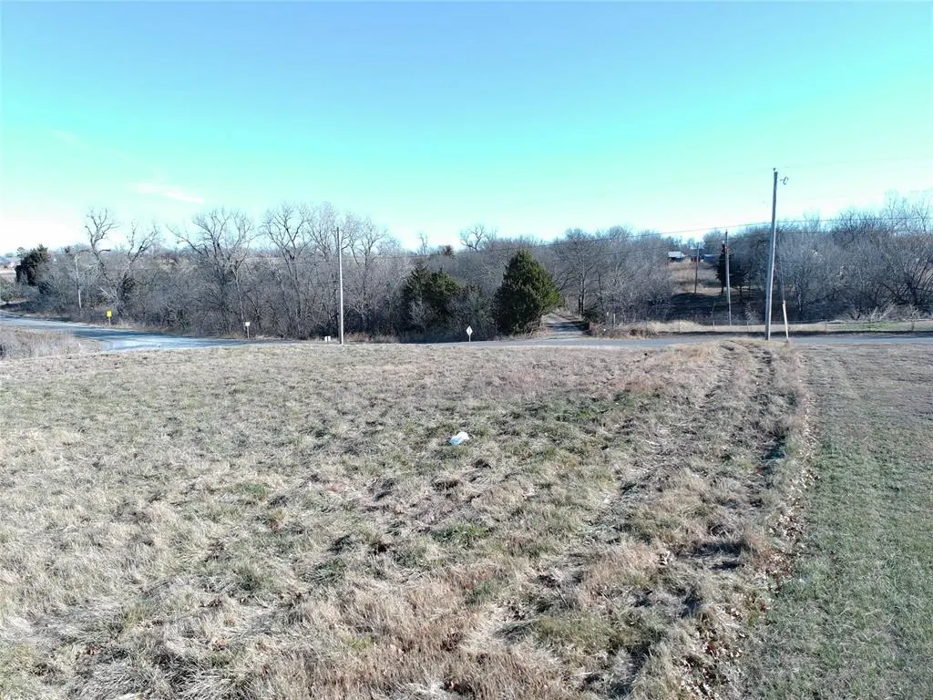 Photo 10 — 1697 CR 1230, Tuttle, OK 73089