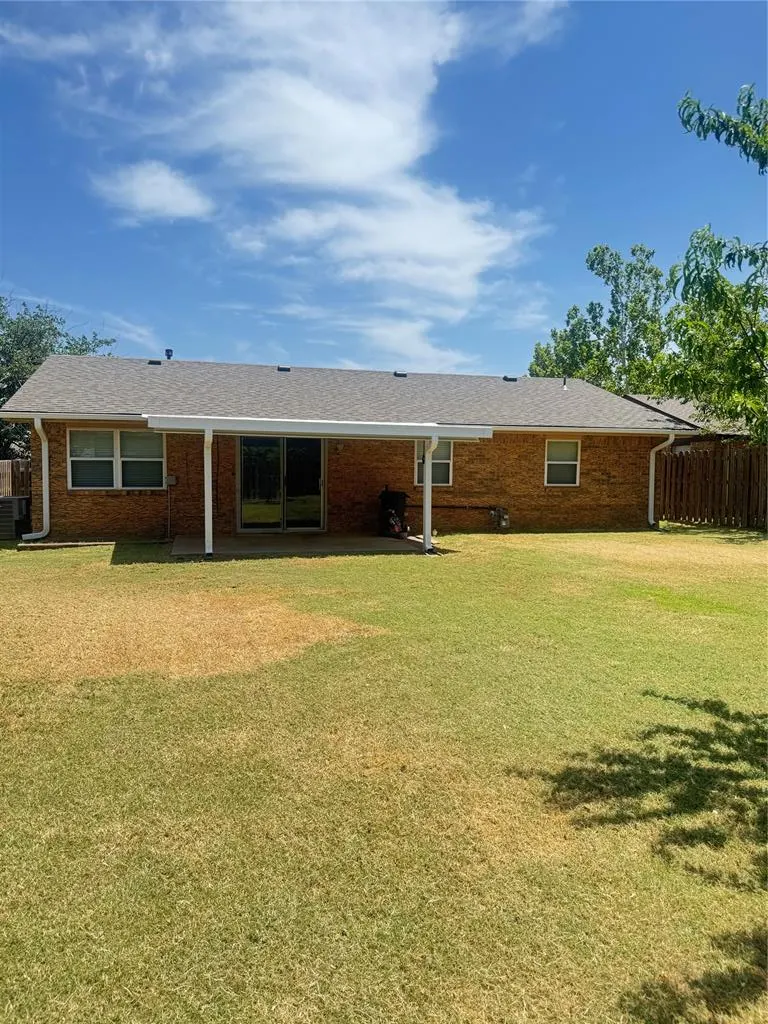 Photo 10 — 2410 NW Norman Circle, Lawton, OK 73505