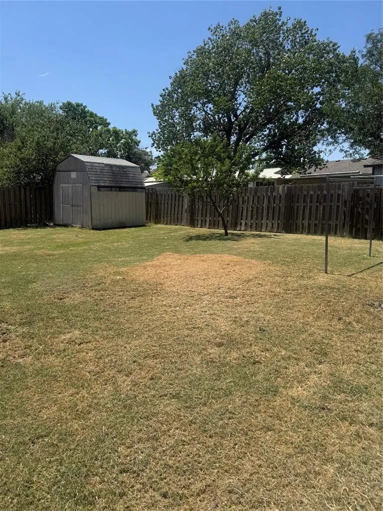 Photo 12 — 2410 NW Norman Circle, Lawton, OK 73505