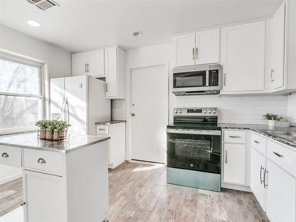 Photo 6 — 508 Gayclifee Terrace, Edmond, OK 73003