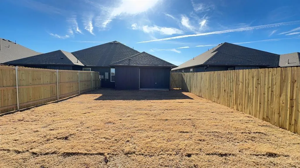 Photo 18 — 1215 NW 113TH Street, Oklahoma City, OK 73114