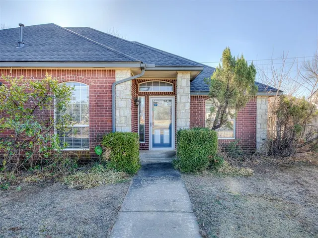 Photo 3 — 2316 SW 96th Street, Oklahoma City, OK 73159